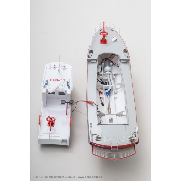 Feuerlschboot FLB-12 