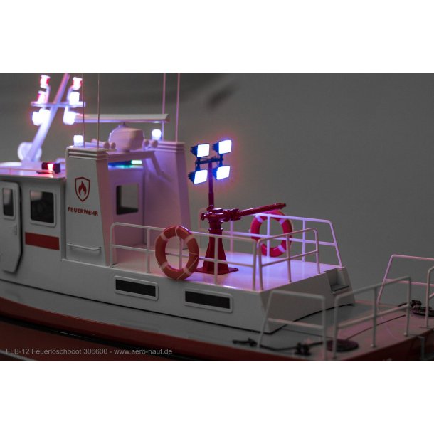 Feuerlschboot FLB-12 