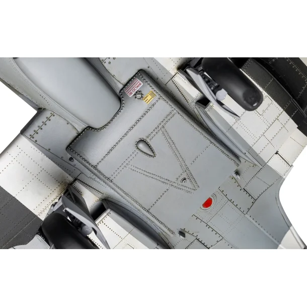 Supermarine Spitfire Mk.IXc - Flying Dray