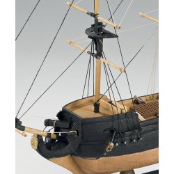 Piratskib, skala 1/135