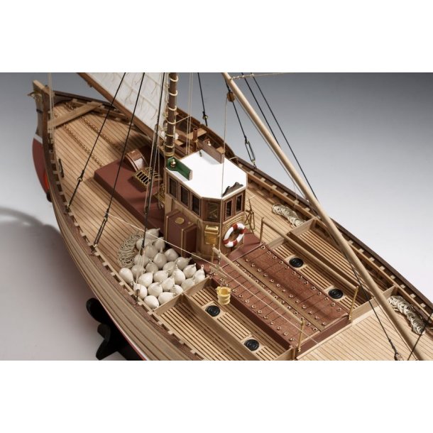 Skotsk fiskekutter Fifie, skala 1/32