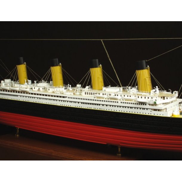 Titanic skala 1/250