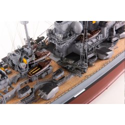Bismarck, skala 1/200. Trbyggest