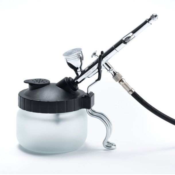 Gaahleri airbrush rensest