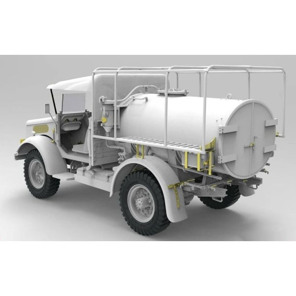 Bedford MWC 15-cwt 4x2 (Open Cab) 200 Gallon Bowser Water Truck
