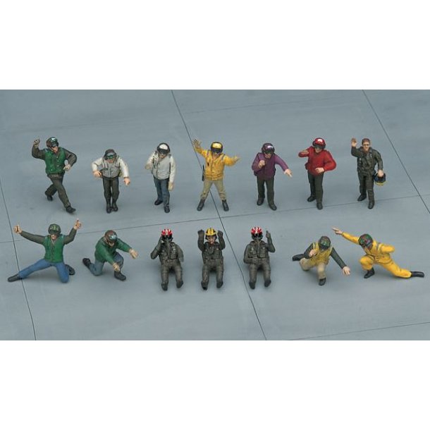 US Navy Pilot and Deck Crew - Set A