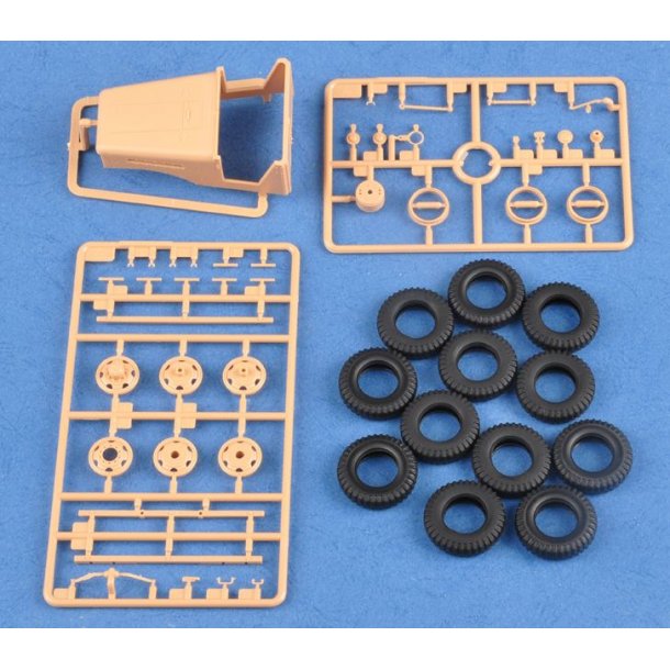 White 666 Cargo (Soft Top)