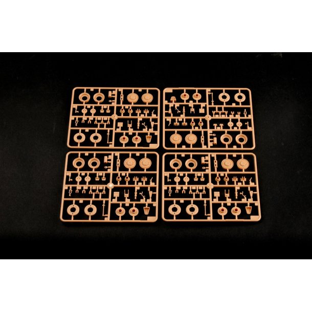 Truck Tractor &amp; M1000 Heavy Equipment Transporter Semi-trailer 