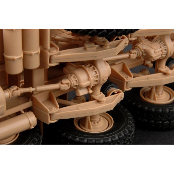 Truck Tractor &amp; M1000 Heavy Equipment Transporter Semi-trailer 