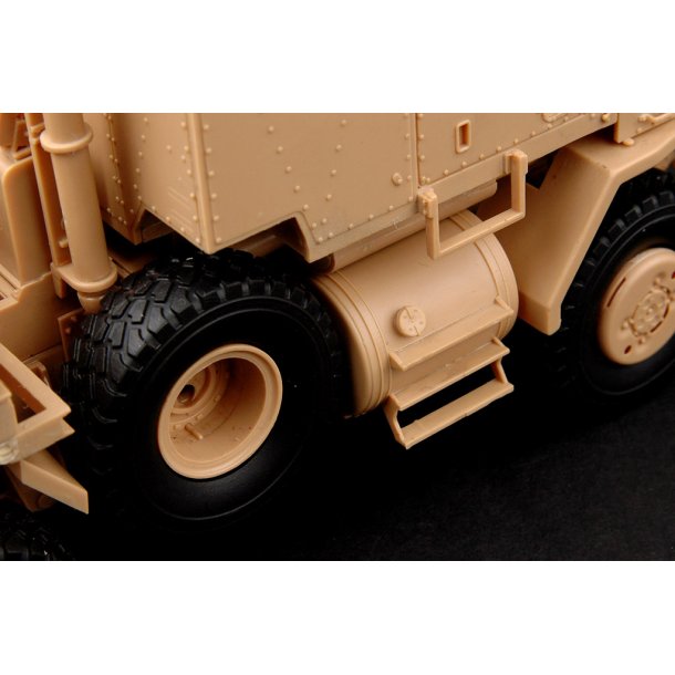 Truck Tractor &amp; M1000 Heavy Equipment Transporter Semi-trailer 