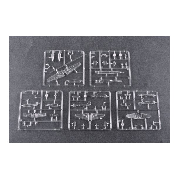 USS Hornet CV-8, skala 1/200