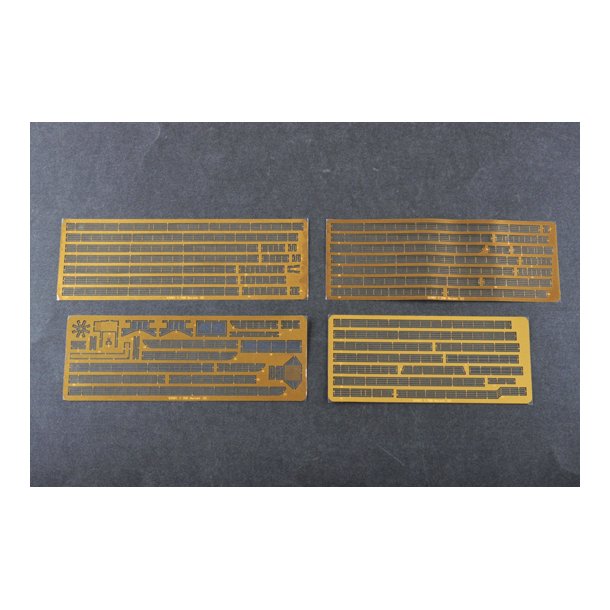 USS Hornet CV-8, skala 1/200