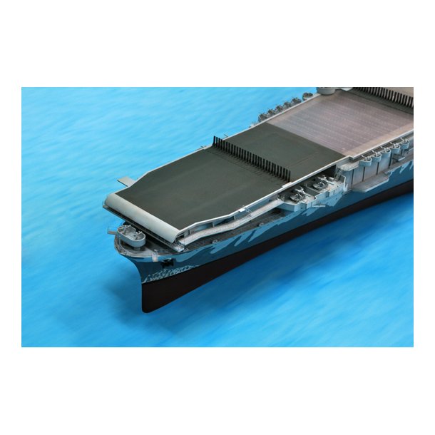 USS Hornet CV-8, skala 1/200