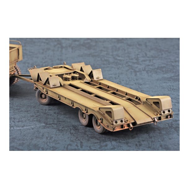 US M19 Tank Transporter with Soft Top Cab