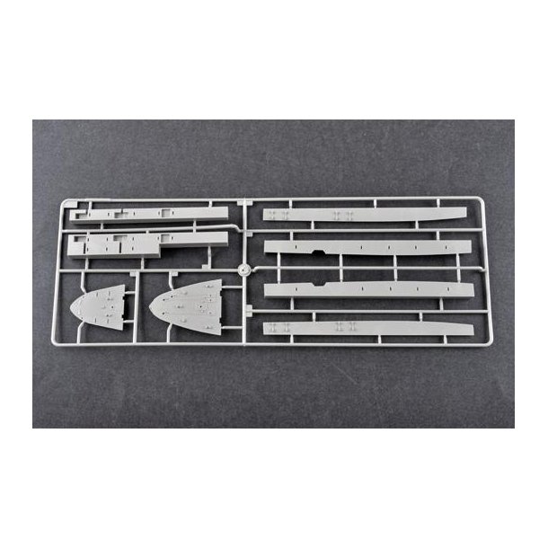 HMS Ark Royal, skala 1/350