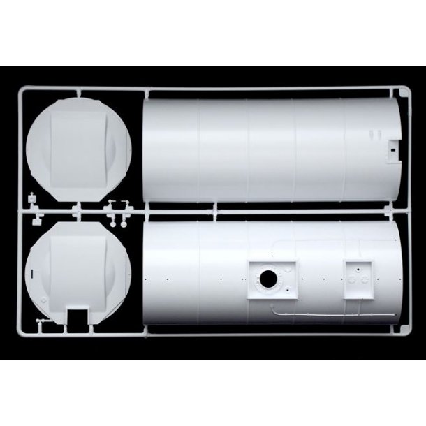 Tecnokar trailer med 20 fods tank