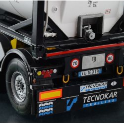 Tecnokar trailer med 20 fods tank