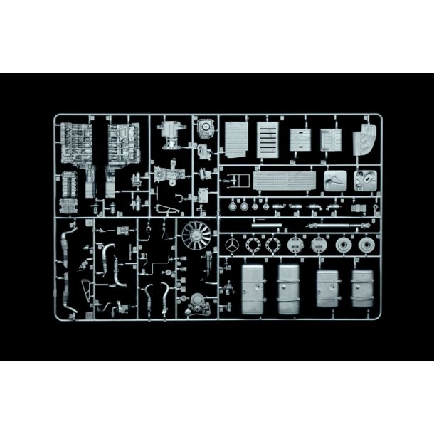 Mercedes-Benz Actros MP4 Big Space - Grand Prix Edition