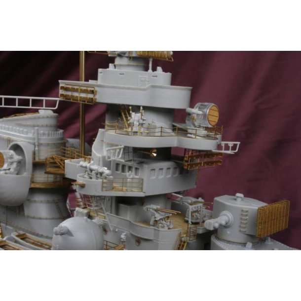 Bismarck (Trumpeter) DX Pack, skala 1/200