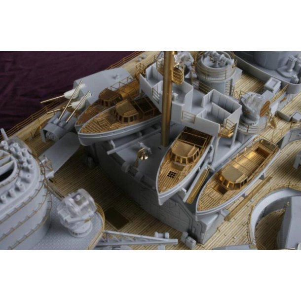 Bismarck (Trumpeter) DX Pack, skala 1/200