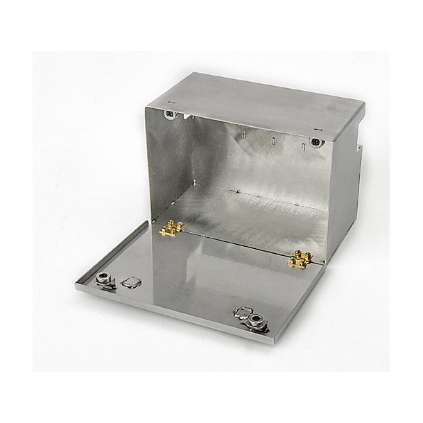 Sideskab i st�l med glat forside