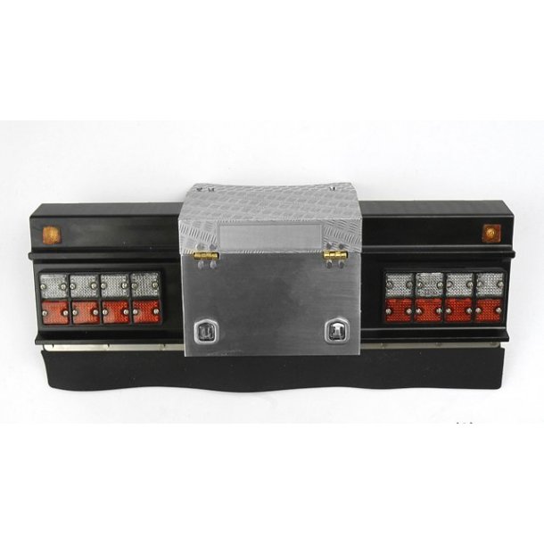 Bag-kofanger med vrktjsskab og lys