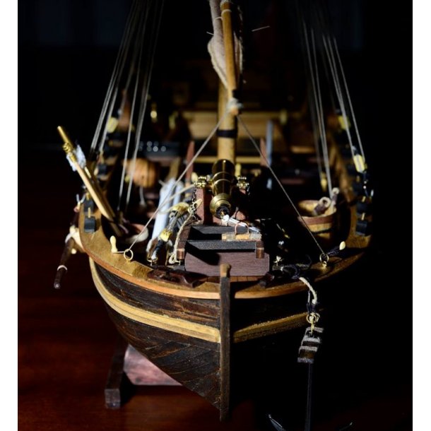 Bevbnet kutter Pinnacle Lancia, skala 1/16