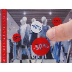 Udsalgsskilte i forskellige strrelser. Ark med decals