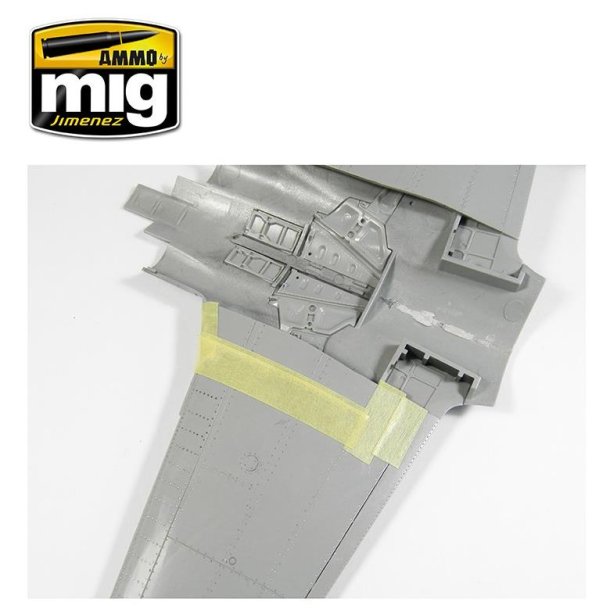 Anti-Slip Paste - Black Color, skala 1/48 - 1/72