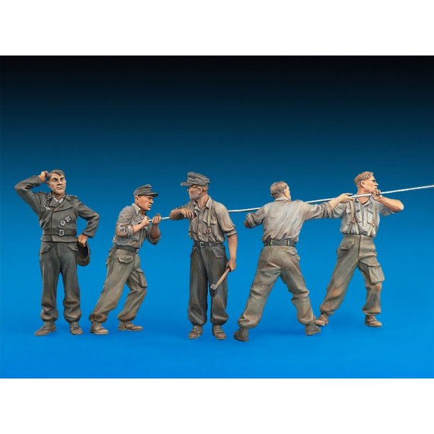 Tysk kampvognsbestning, skala 1/35