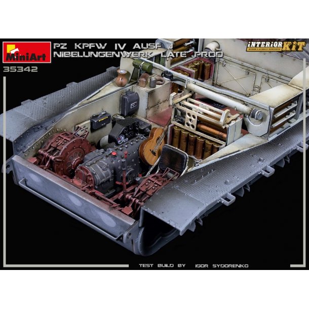 Pz.Kpfw.IV Ausf. J Nibelungenwerk Late Prod. (Jan &#150; Feb 1945) INTERIOR KIT