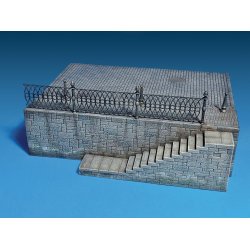Havnekaj med trappe og r�kv�rk, skala 1/35