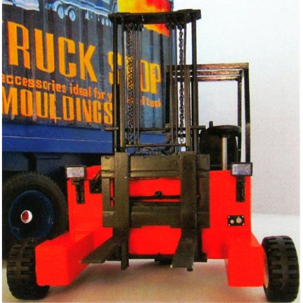 Medbringertruck, skala 1/14