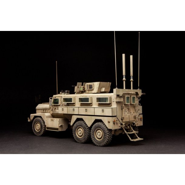 Cougar 6 x 6 MRAP 