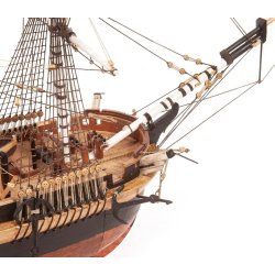 HMS Erebus, skala 1/75