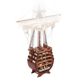 Santisima Trinidad - Sektion af skrog