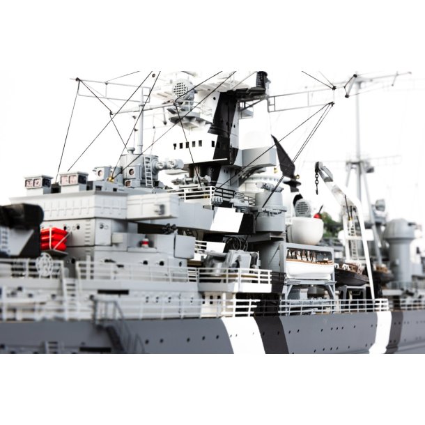 Prinz Eugen, skala 1/200