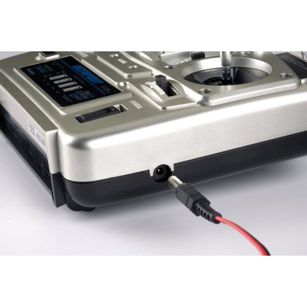 Futaba Skysport T4YF 2,4 GHz FHSS M2