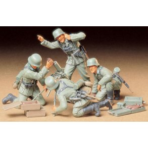 German Infantry Mortar Team