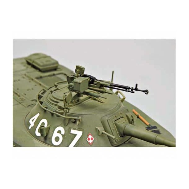 Polsk PT-76B Amphibious Tank