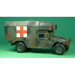 M997 Maxi-Ambulance