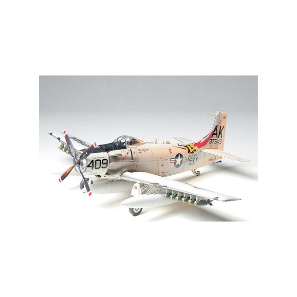 Douglas Skyraider AD-6 (A-1H)