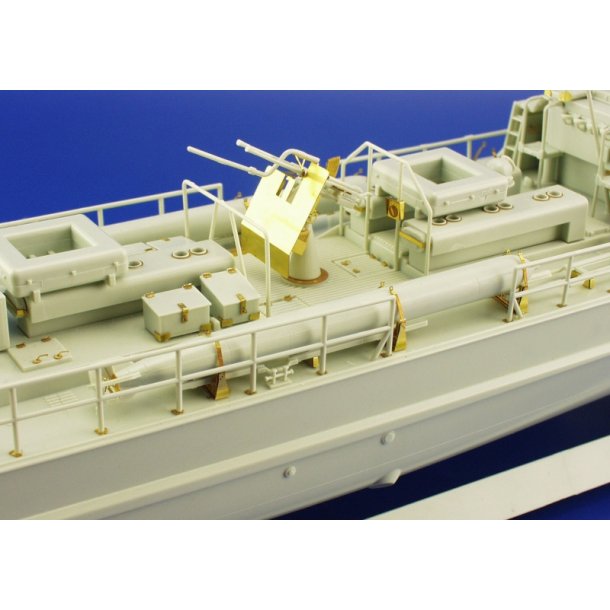 Fotots st til Revell&acute;s S-100 Schnellboot