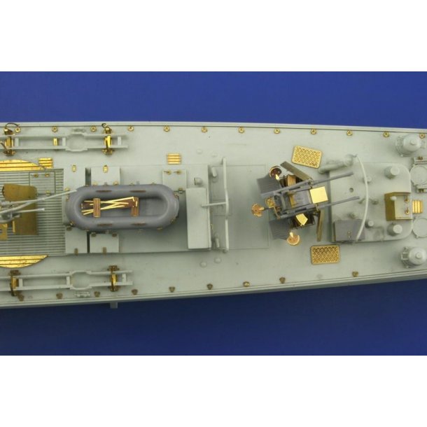 Fotots st til Revell&acute;s S-100 Schnellboot Flak 38