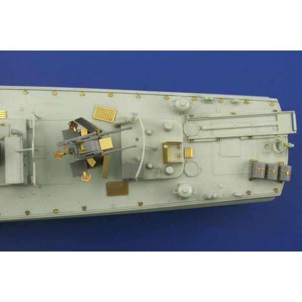 Fotots st til Revell&acute;s S-100 Schnellboot Flak 38