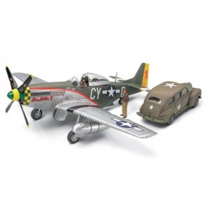 N.A. P51-D Mustang & Staff Car