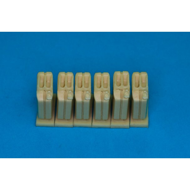 Jerry Can 20 liter i resin, skala 1/35, 6 stk.