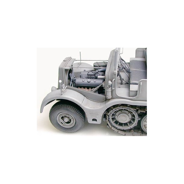 German 18 T Halftrack Famo