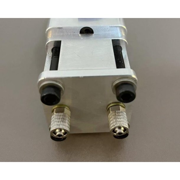 Hydraulikpumpe med brstels motor