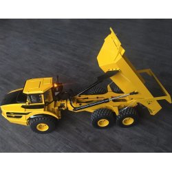 Volvo dumper, fabriksmalet hvid